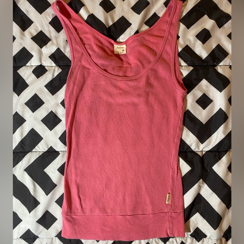 Vintage Y2K Hollister pink ribbed tank-top